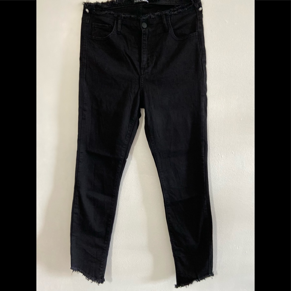 FASHION NOVA BLACK JEANS